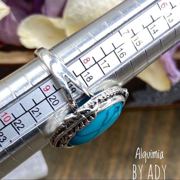 Alquimia Turquoise and Silver Ring - Picture 4 of 6